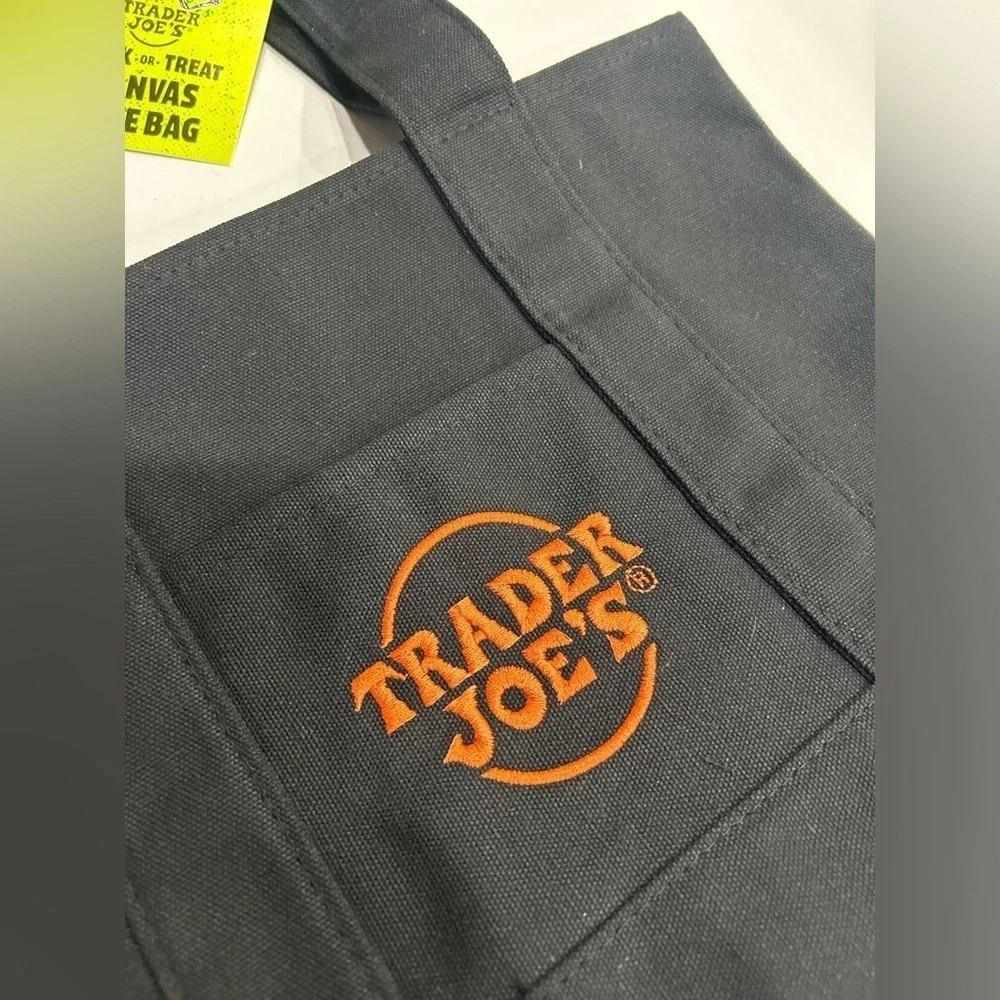 Trader Joe’s Mini Canvas Tote Bag Trick or Treat Black NWT Limited Halloween